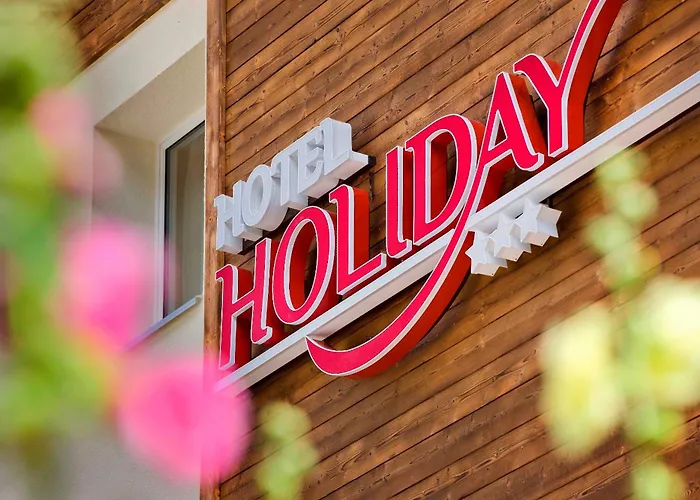Hotel Holiday